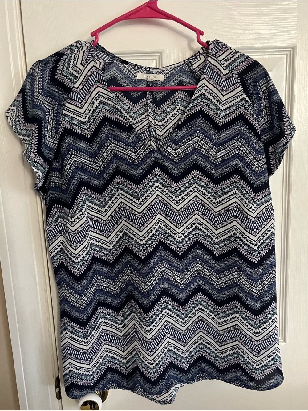 Maurices Navy and White Chevron Short Sleeve Blouse